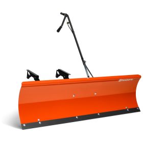 Regulowany lemiesz do odśnieżania do traktorków TC i TS serii 200 – skuteczne usuwanie śniegu.