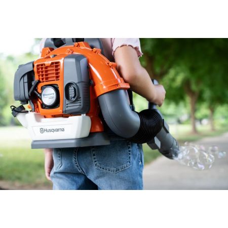 Zabawka 345 BT dmuchawa do baniek mydlanych Husqvarna